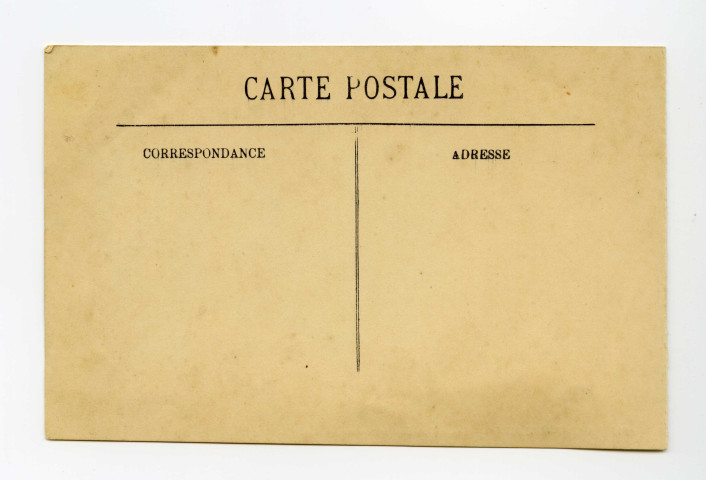 Saint-Nazaire, le boulevard et le square (statue du soldat de l'An II)