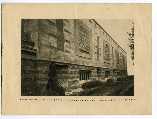 Catalogue d'exposition de la Manufacture Nationale de Céramique au Pavillon de Sèvres