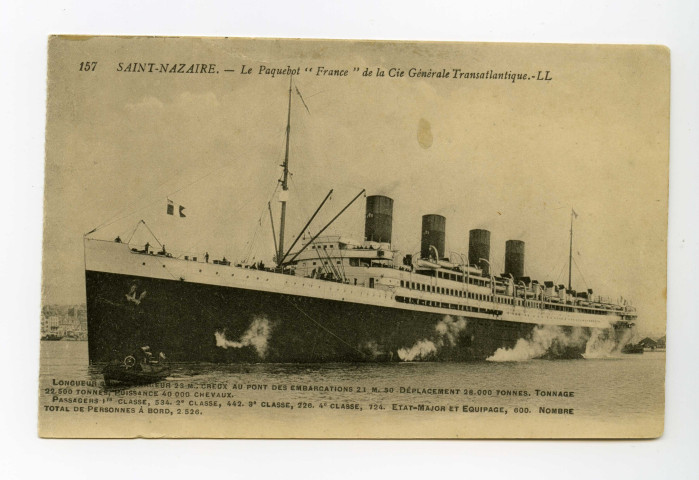 Saint-Nazaire, le paquebot "France" de la Compagnie générale transatlantique (vue de babord)