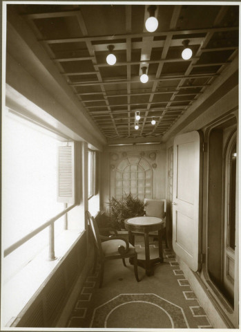 Balcon de cabine de luxe Empire.- [Saint-Nazaire],[1931]