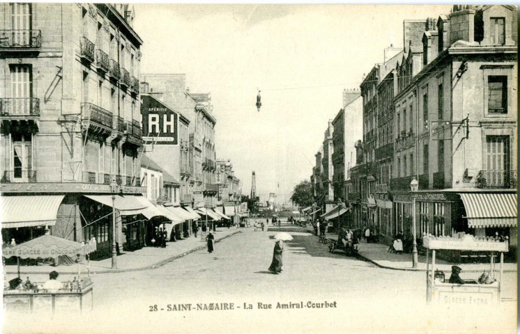 Saint-Nazaire. - La Rue Amiral-Courbet (N°28)