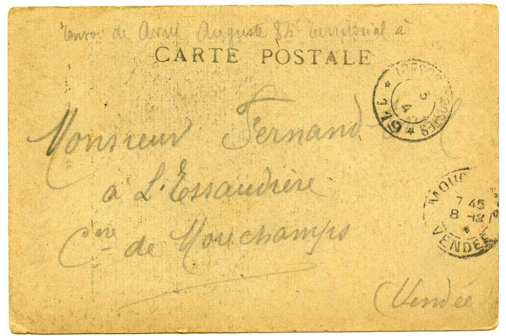 ARRAS l'Hôtel de Ville et le Beffroi, "détruits par les Boches".