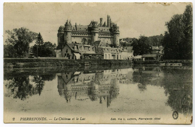 PIERREFONDS : le Château et le Lac (N°2)