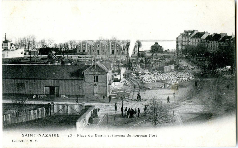 Saint-Nazaire. - Place du Bassin et travaux du nouveau Port (N° 2.3)