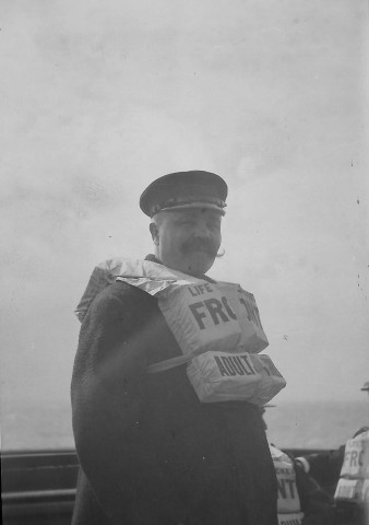 Voyage professionnel de Louis Brichaux en Angleterre à bord d'un navire de guerre anglais via Douvres