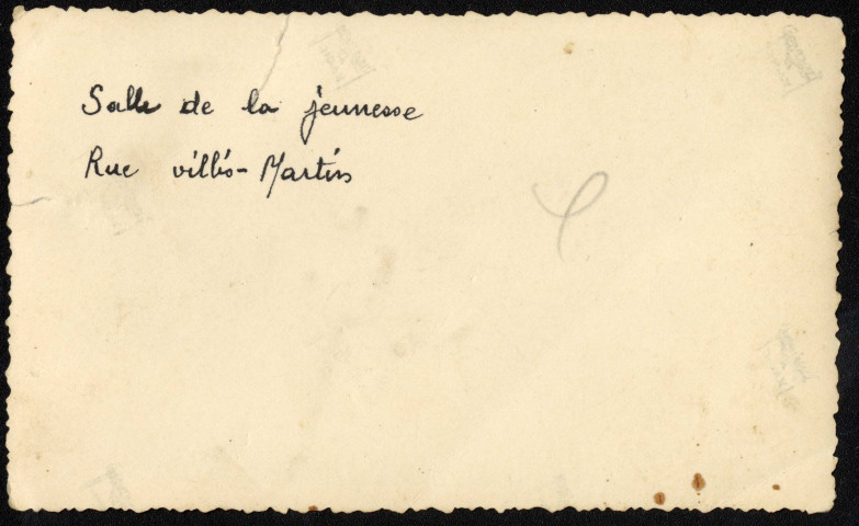 Salle de la jeunesse, rue Villès-Martin