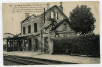 Guerre de 1914 - BARBERY (Oise) : Ligne de Chantilly à Crépy-en-Valois : La gare incendiée par les Allemands. 1914 War - Incendiary of the station (N°139)