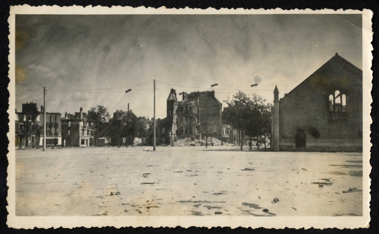 Place Marceau, vue vers la rue Amiral Courbet