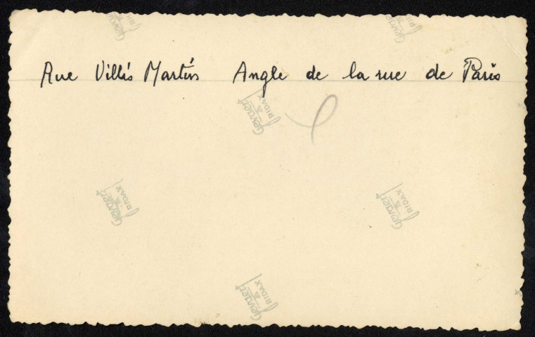 Rue Villès Martin, angle de la rue de Paris