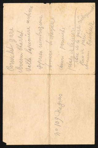 Logement : courrier des "Chantier et Ateliers de Saint-Nazaire" à madame Rossetti, résidant à Crossac, apportant une réponse négative à une demande de logement.