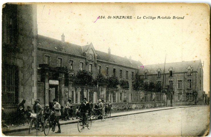 Saint-Nazaire. - Le Collège Aristide Briand (N°184)