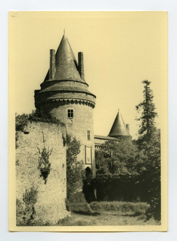 Vue du château de Blain / cliché A. Bernard (?)